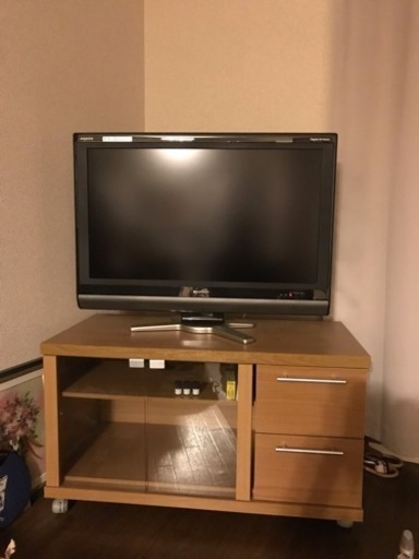 テレビとテレビ台