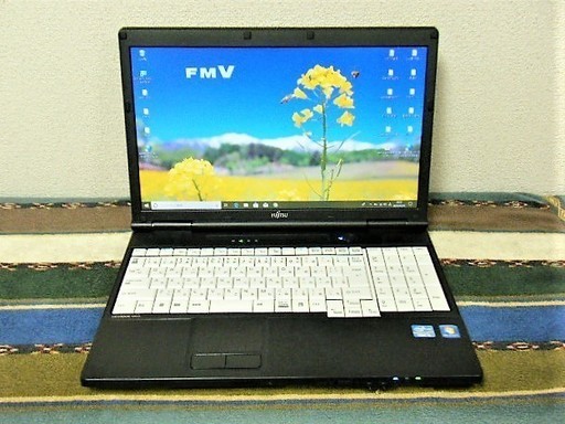 15.6型液晶パネル/高性能i5/光速☆彡新品✨SSD120GB保証付き/MS Office 2016✎/快適♬メモリ4GB/DVDSマルチ/すぐ使えるWindows10 メディア作成ツール付/すぐ繋がるWi-Fi/10キー付きKB/FUJITSU LIFEBOOK