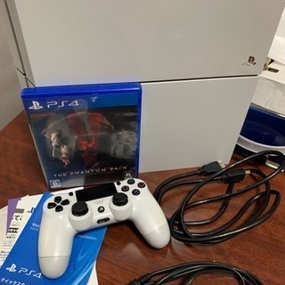 PS4 cuh-1100ab02