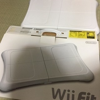Wii本体Wiiフィット (「バランスWiiボード」マリオパーテ...