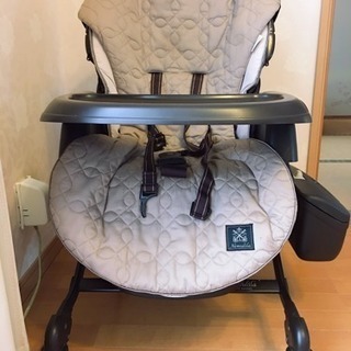 コンビ  ホワイトレーベル AUTO SWING (新生児~4才頃対象) 電動スウィング 