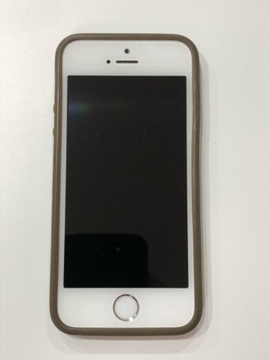 iPhone SE 128GB SIMフリー