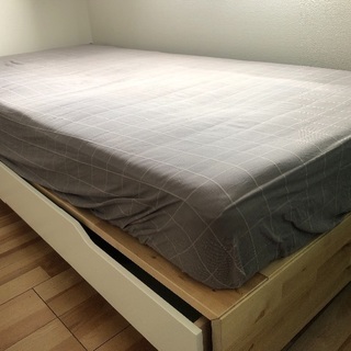 イケア製シングルベッド