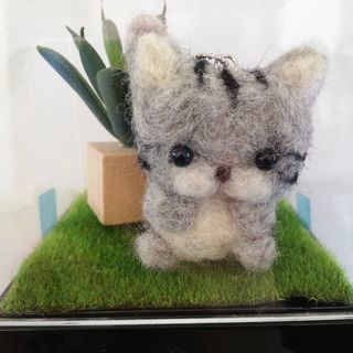 ハンドメイド　羊毛フェルト　ねこ