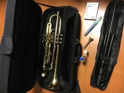 トランペット J.Michael TR-1706 中古 譜面台 マウスピース2個 オイル チューナ メトロノーム グリース ブラシ