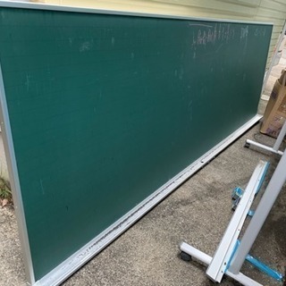 【壁付け大型黒板】3600×1200(mm) 木製木枠、アルミ枠製、スチール板 壁付け大型黒板】3600×1200(mm) 木製木枠、アルミ枠製、スチール板