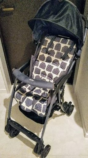 美品　アップリカ  マジカルエアープラス AC 　ブルーベリー