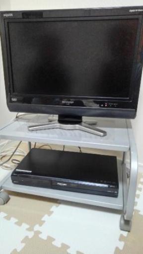 液晶テレビ+DVDレコーダー+テレビ台のセット