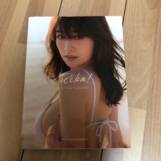 泉里香 1st写真集