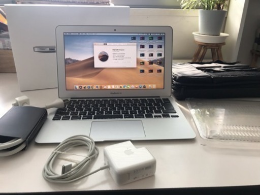 交渉中 Macbook air 11インチ mid 2013 i5 4GB 128GB