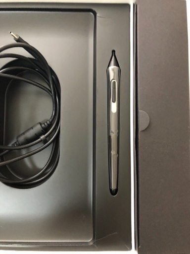 ペンスタンド付き！MobileStudio Pro 16 Core i7 512GB