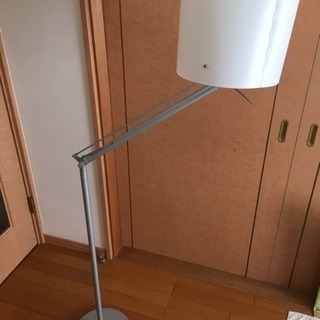 IKEA 電気スタンド