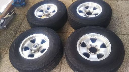 215/80R15バリ山デリカ、ハイエース、ハイラックス他