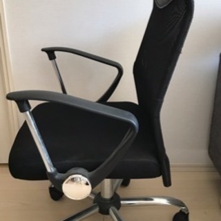 椅子 黒 メッシュ  オフィスチェアー