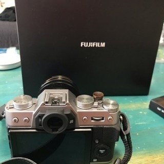 【ネット決済・配送可】	 FUJIFILM ミラーレス一眼 X-...