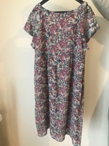 Lapis Luce Per Beams ラピスルーチェパービームス 花柄ワンピース Jmt 博多南の服 ファッションの中古 古着あげます 譲ります ジモティーで不用品の処分