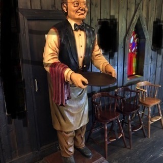 FRP  オブジェ 老ウェイター