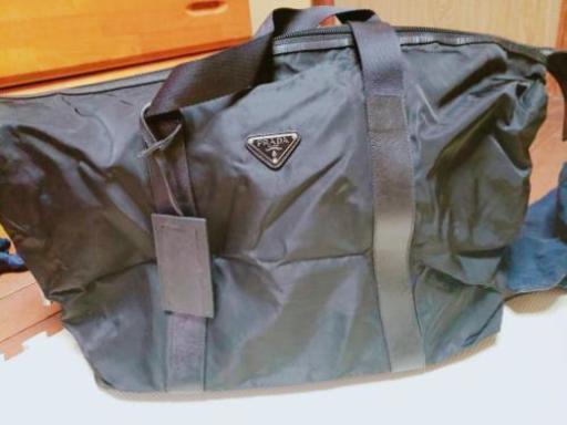 prada ボストンバック