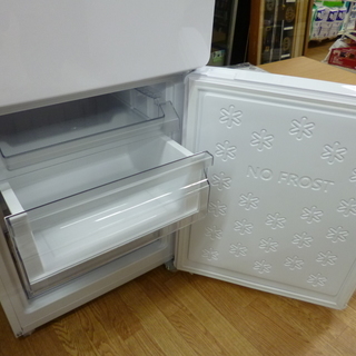 Haier 2ドア冷蔵庫 148L 2017年製 JR-NF148A ハイアール ホワイト 100L