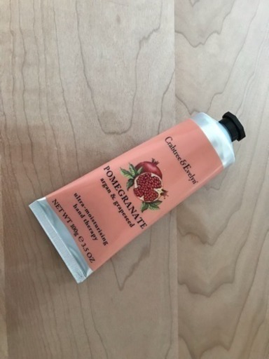 新品未使用 クラブツリー イヴリン ハンドクリーム ゆー 藤が丘の生活雑貨の中古あげます 譲ります ジモティーで不用品の処分