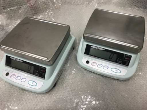 【只今2台とも商談中】【最終値下】業務用デジタル防水秤３kg中古2台