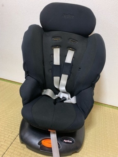 Aprica チャイルドシート
