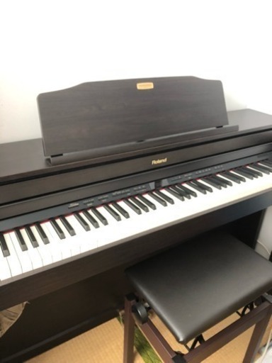 中古美品ピアノ  ローランド HP506RW  2014年製