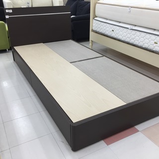 取りに来ていただける方限定！FRANC BEDのシンプルなシングルベッド 