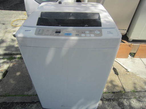 SANYO洗濯機7キロ　２０１１年製　ASW-P70D