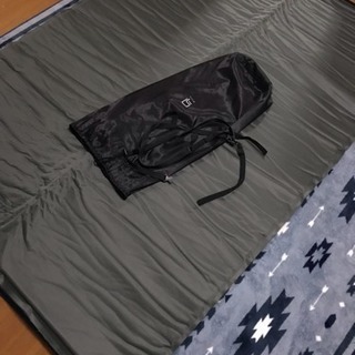 クオルツ Qualz Scインフレーティングマット ダブル 剣誠 青井のカーペット マット ラグの中古あげます 譲ります ジモティーで不用品の処分