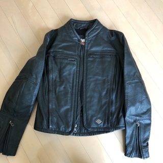 ハーレーダビットソン女性用革ジャン