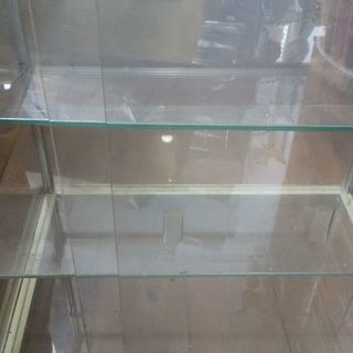 アンティークのガラスのケース