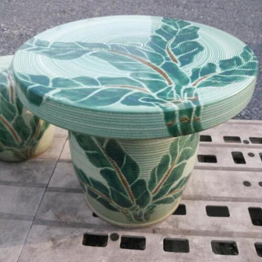 中古テーブルイス全4点セットテーブルサイズ 幅62 5奥行62 5高さ54 ｃｍ 陶器製ガーデン テーブルセット とまと 羽島市役所前のその他の中古あげます 譲ります ジモティーで不用品の処分