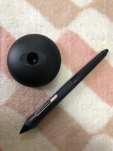 ペンスタンド付き！MobileStudio Pro 16 Core i7 512GB