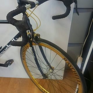 【リサイクルショップスターズ】 激レア!! 新入荷! RAYCHELL+ ロードバイク 