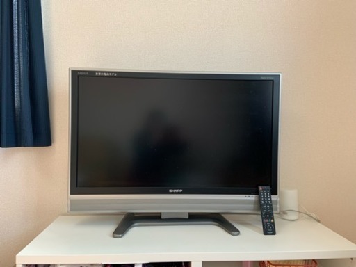 SHARP AQUOS  世界の亀山モデル  37型液晶テレビ