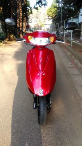 赤色 。ホンダ（ディオ）（AF68）。エンジンは良好な状態です。フロントブレーキパッドは新品です。バックブレーキパッドは新品です。
