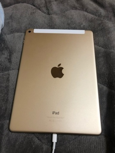 【美品】apple iPad air 32ギガWi-Fi FD789J/B iPad Air Wi-Fiモデル 32GB MD789J/B アイパッド