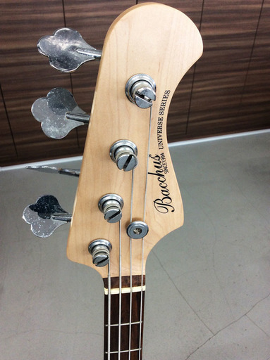 ♪♪バッカス Bacchus ジャズベース 初心者用 エレキベース ケース付き