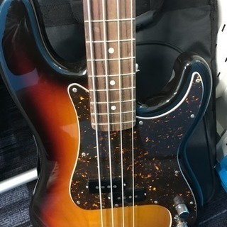 期間限定】Fender Japanジャズベース ソフトケース付き【処分特価