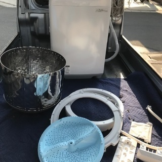 取引中大型シャープ8キロ全自動洗濯機美品。千葉県内配送無料。設置無料。