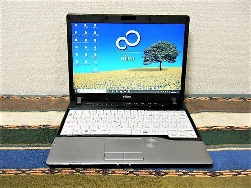 12.1型液晶/重さ1.39kg♪持ち運びok/高速☆彡新品✨SSD120GB(保証付き)/MS Office✎/メモリ4GB♪/2コアCPU♪/マイク内臓/すぐ使えるWin10メディア作成ツール付/すぐ繋がるWi-Fi/FUZITSU
