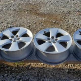 プリウスSツーリング純正ホイル17インチ