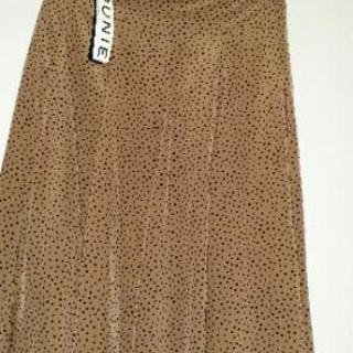 ルーニーのブラウス&スカート！！