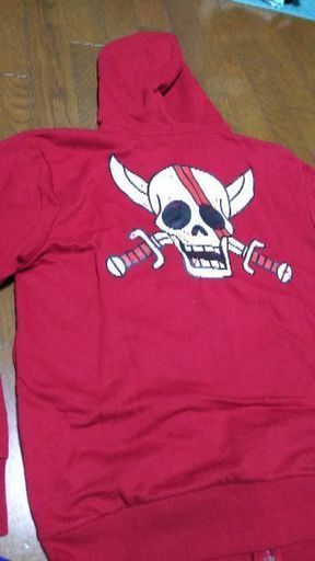 前開きパーカー シャンクス L T 小月のパーカー メンズ の中古 古着あげます 譲ります ジモティーで不用品の処分