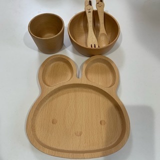 【受付終了】未使用品 木製のベビー・キッズ食器セット