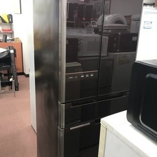 分かりにくくてごめんなさい。543ℓHITACHI冷蔵庫