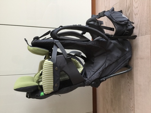 バックパック　チャイルド　キャリア