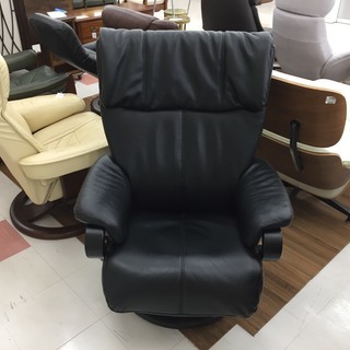 取りに来て頂ける方限定！himolla(ヒモラ)の1人掛けリクライニングチェアのご紹介です！