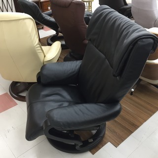 取りに来て頂ける方限定！himolla(ヒモラ)の1人掛けリクライニングチェアのご紹介です！